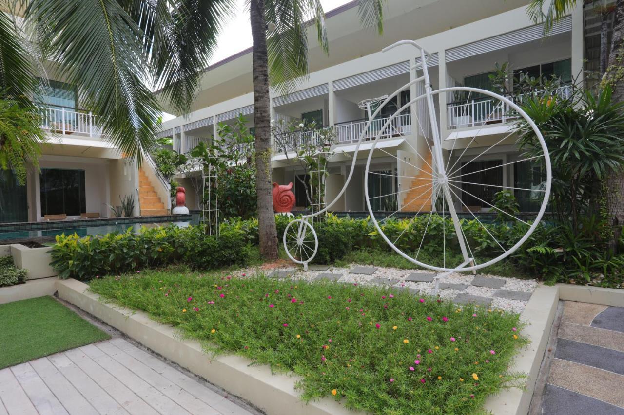 A2 Pool Resort - Sha Plus Phuket Kültér fotó