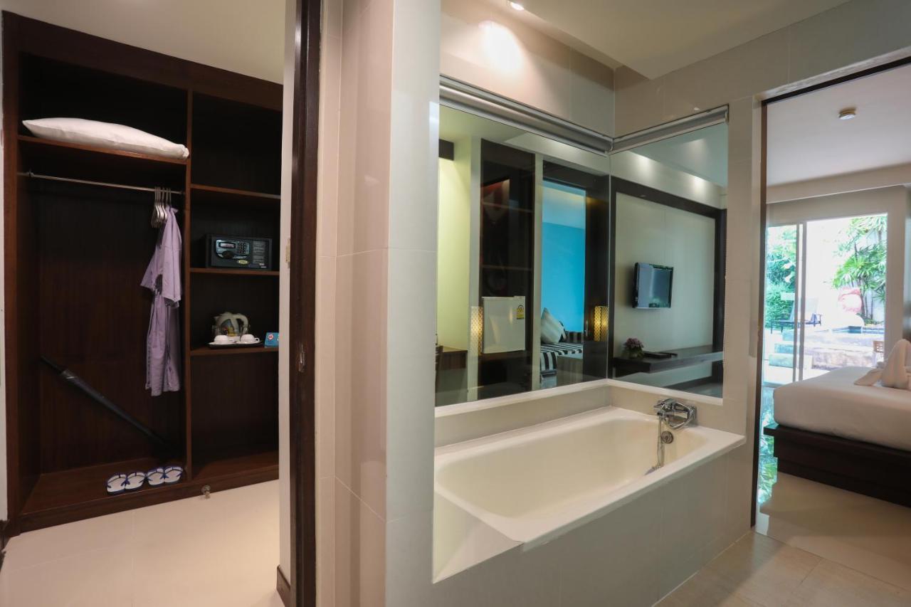 A2 Pool Resort - Sha Plus Phuket Kültér fotó