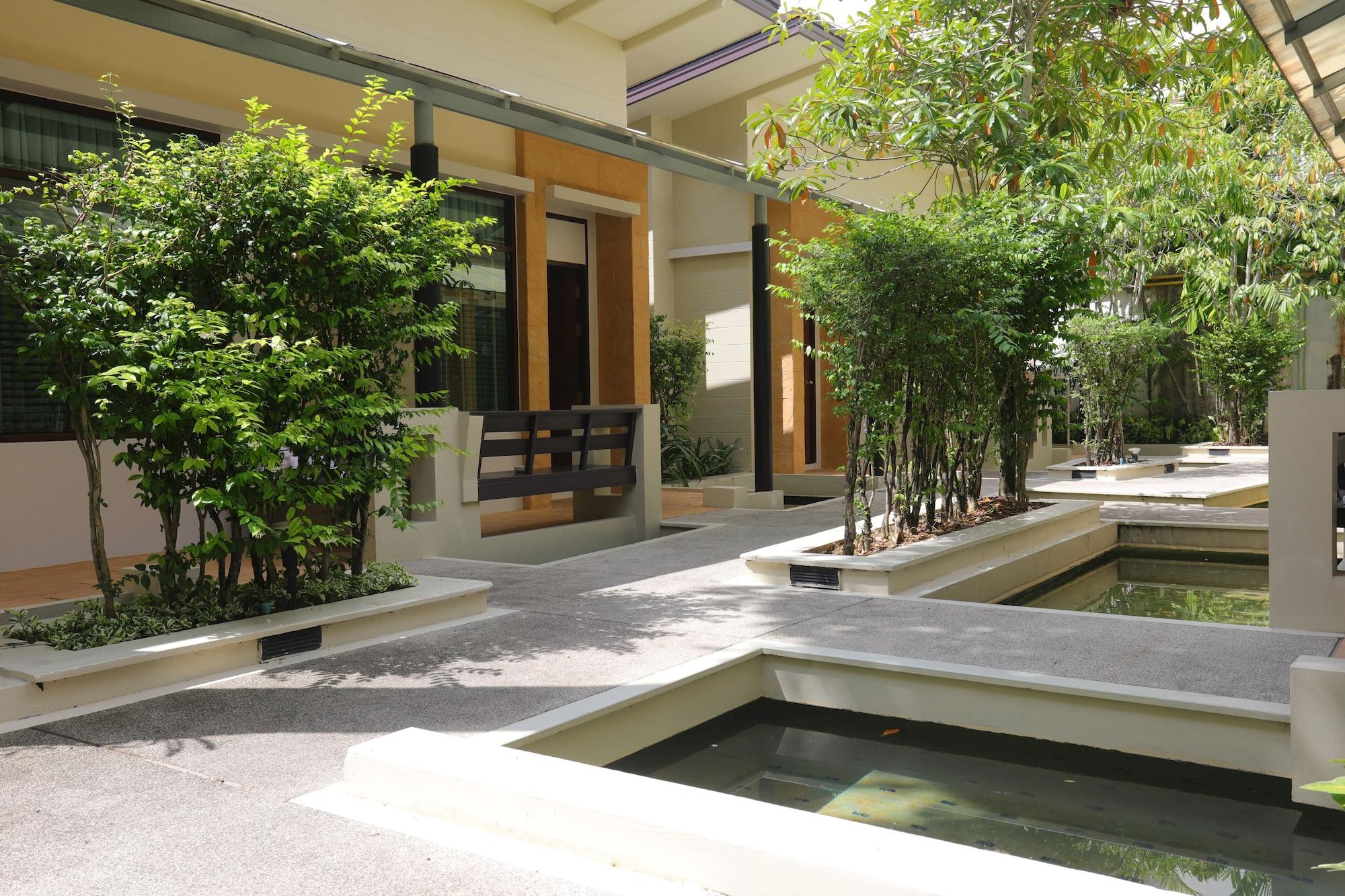 A2 Pool Resort - Sha Plus Phuket Kültér fotó